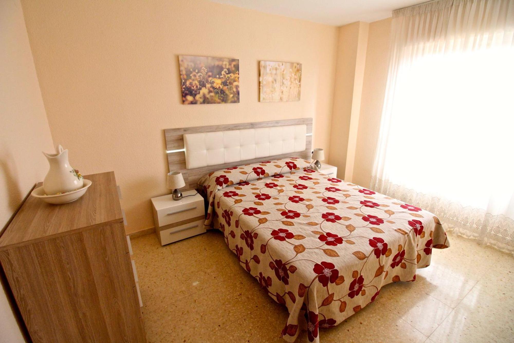 Apartamento Las Torres El Campello Dış mekan fotoğraf